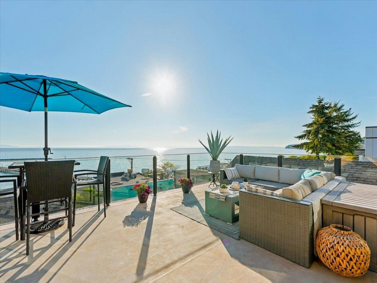 15068 Victoria Avenue - 3