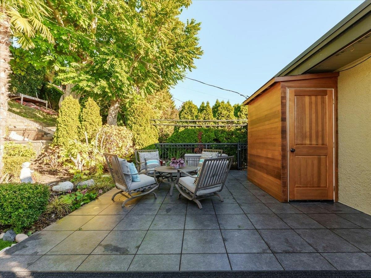 15068 Victoria Avenue, Surrey, BC, V4B 1G3 - 30