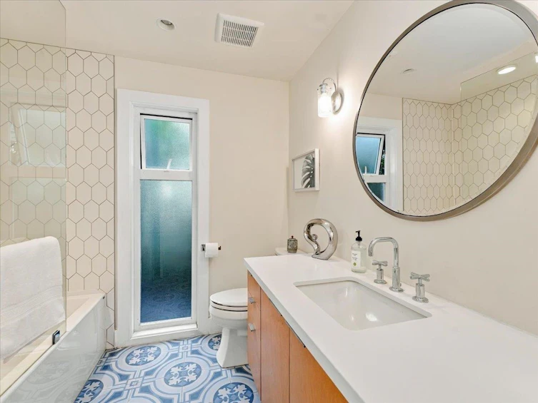 15068 Victoria Avenue, Surrey, BC, V4B 1G3 - 26