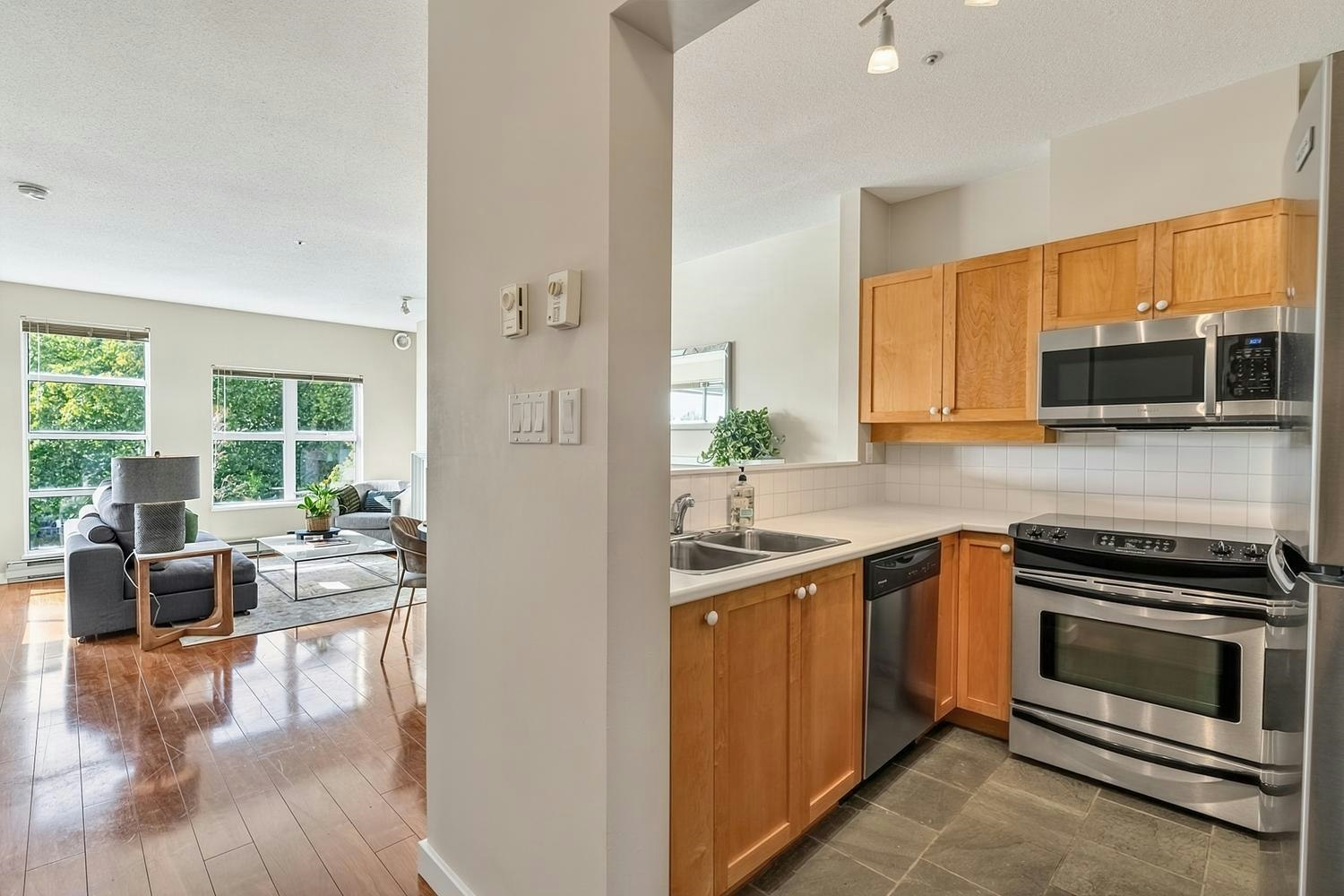 302-2020 E Kent Avenue, Vancouver, BC, V5P 4X5 - 8