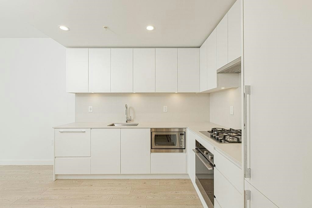 5xx-2181 Madison Avenue, Burnaby, BC, V5C 0N4 - 2