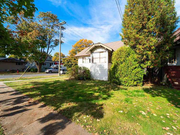 111 E 18th Avenue, Vancouver, BC, V5E 1E4 - 5