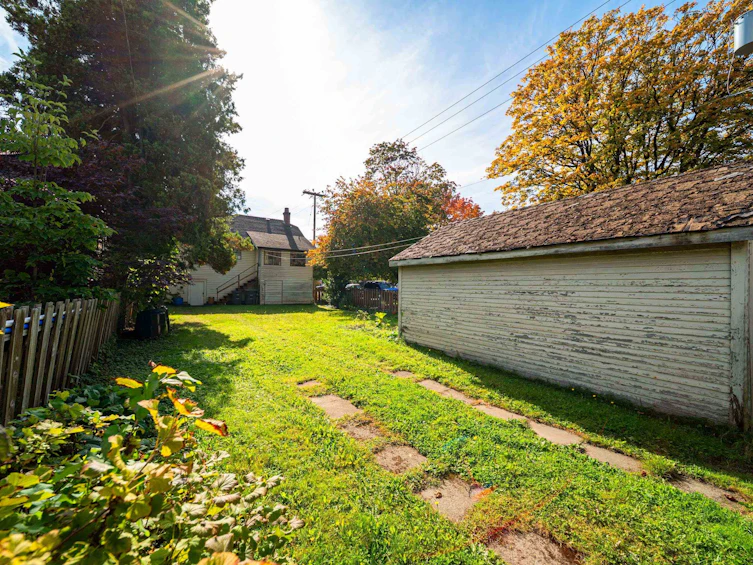 111 E 18th Avenue, Vancouver, BC, V5E 1E4 - 9