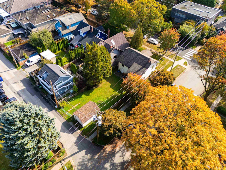 111 E 18th Avenue, Vancouver, BC, V5E 1E4 - 13