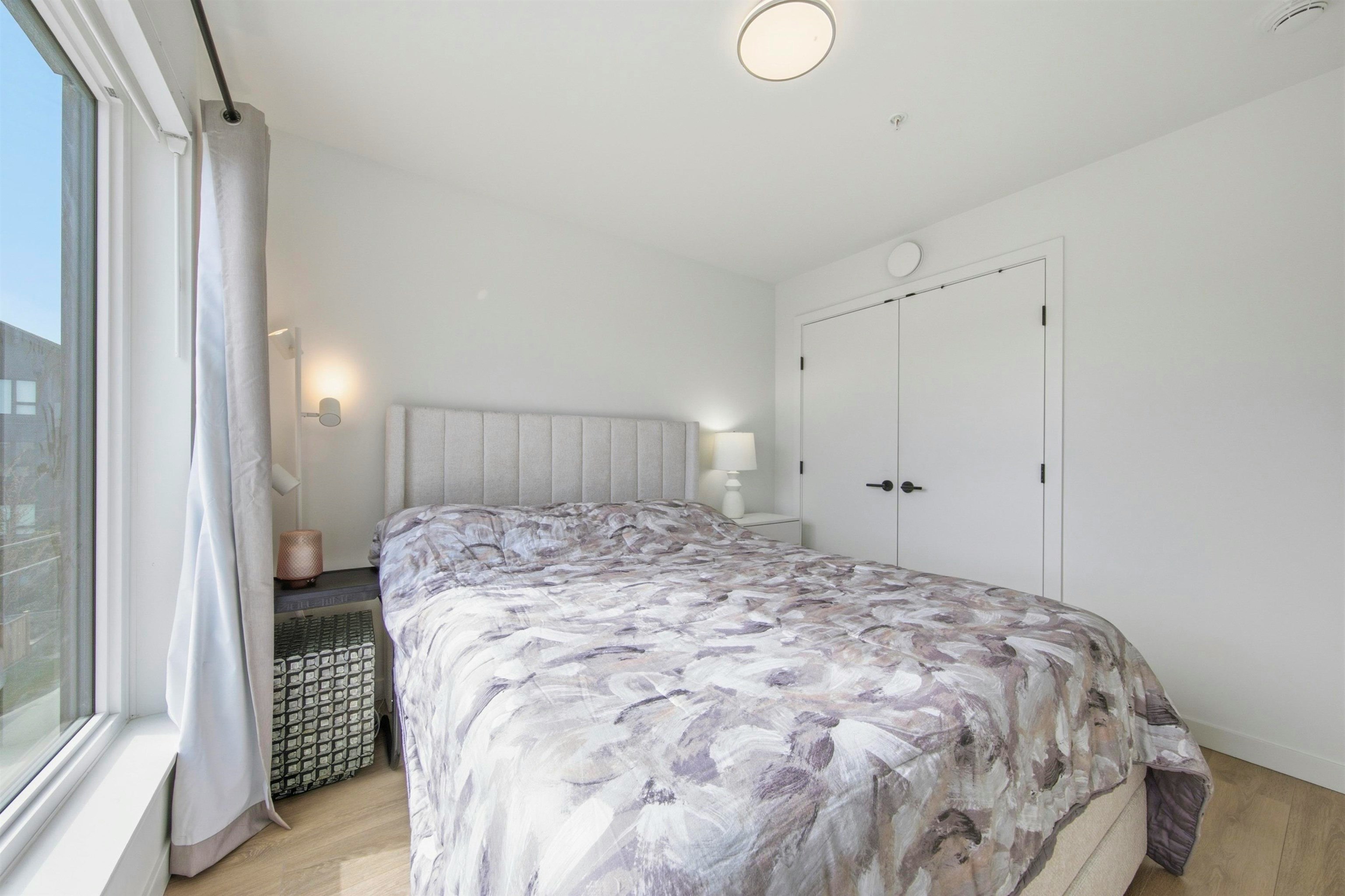 356-555 2nd E Street, North Vancouver, BC, V7L 1E1 - 11
