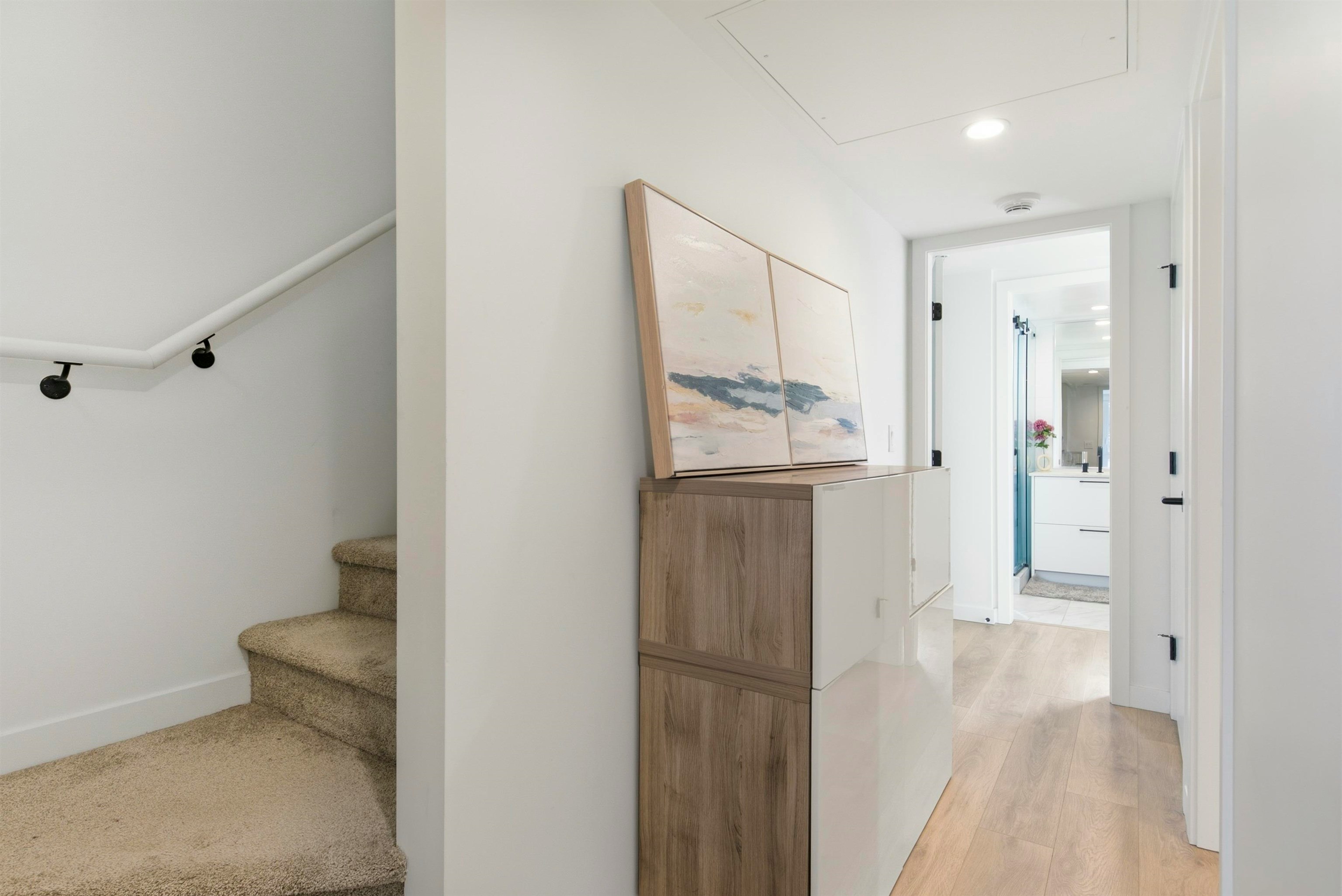356-555 2nd E Street, North Vancouver, BC, V7L 1E1 - 10