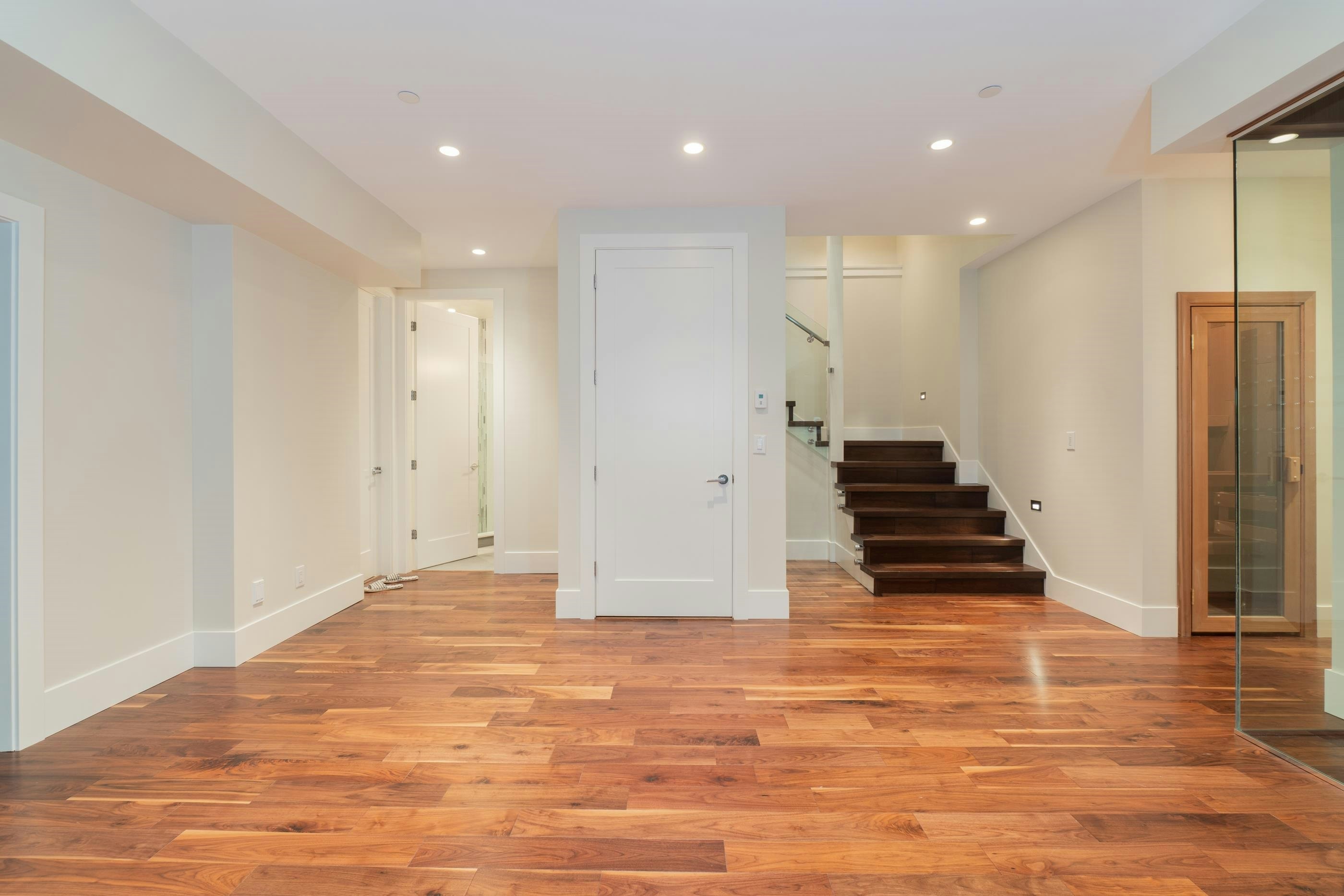 2408 Mathers Avenue, West Vancouver, BC, V7V 2H8 - 24