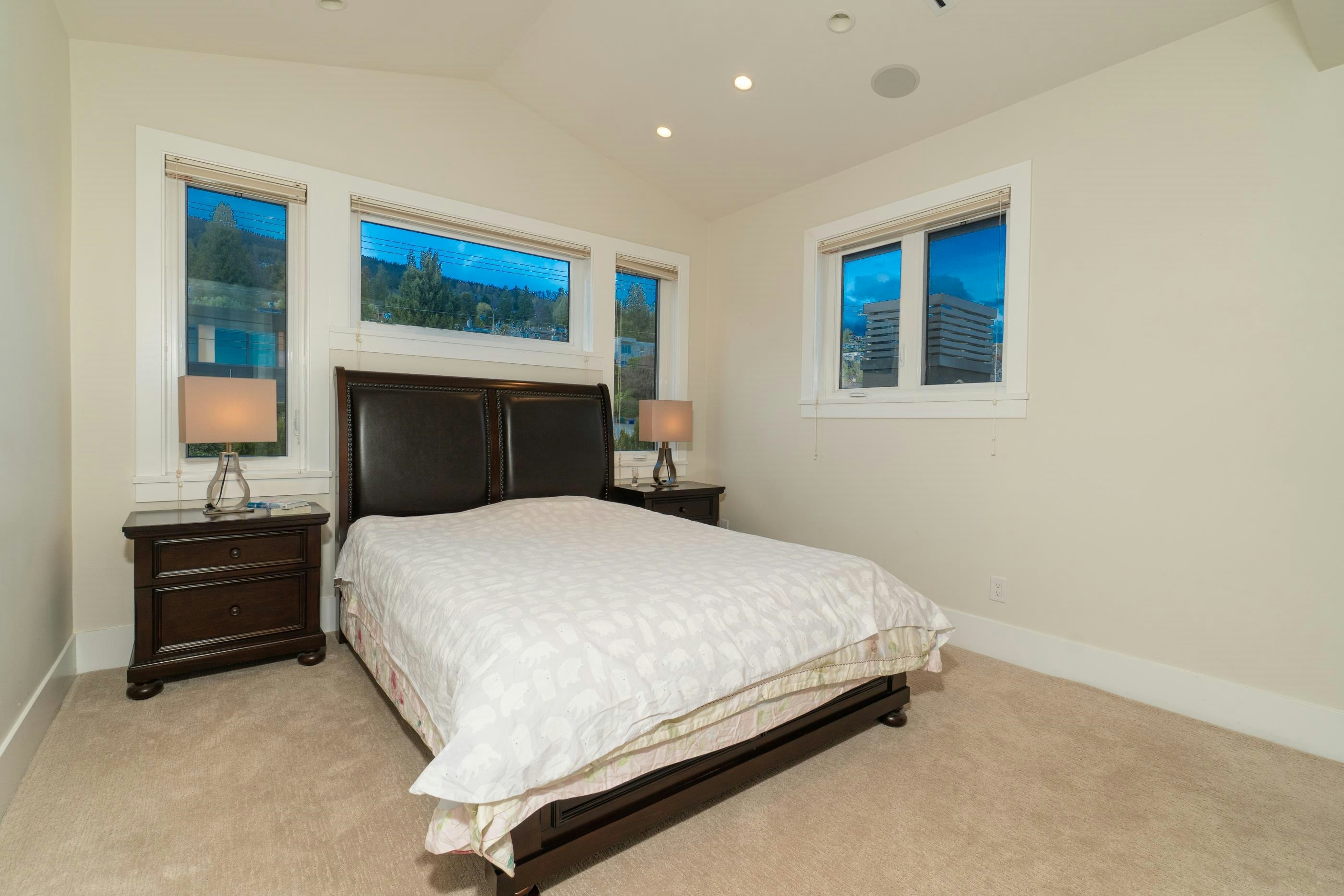 2408 Mathers Avenue, West Vancouver, BC, V7V 2H8 - 22