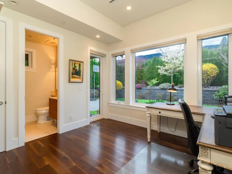 2408 Mathers Avenue, West Vancouver, BC, V7V 2H8 - 11