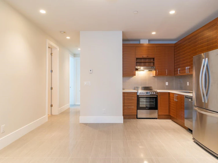 2408 Mathers Avenue, West Vancouver, BC, V7V 2H8 - 29