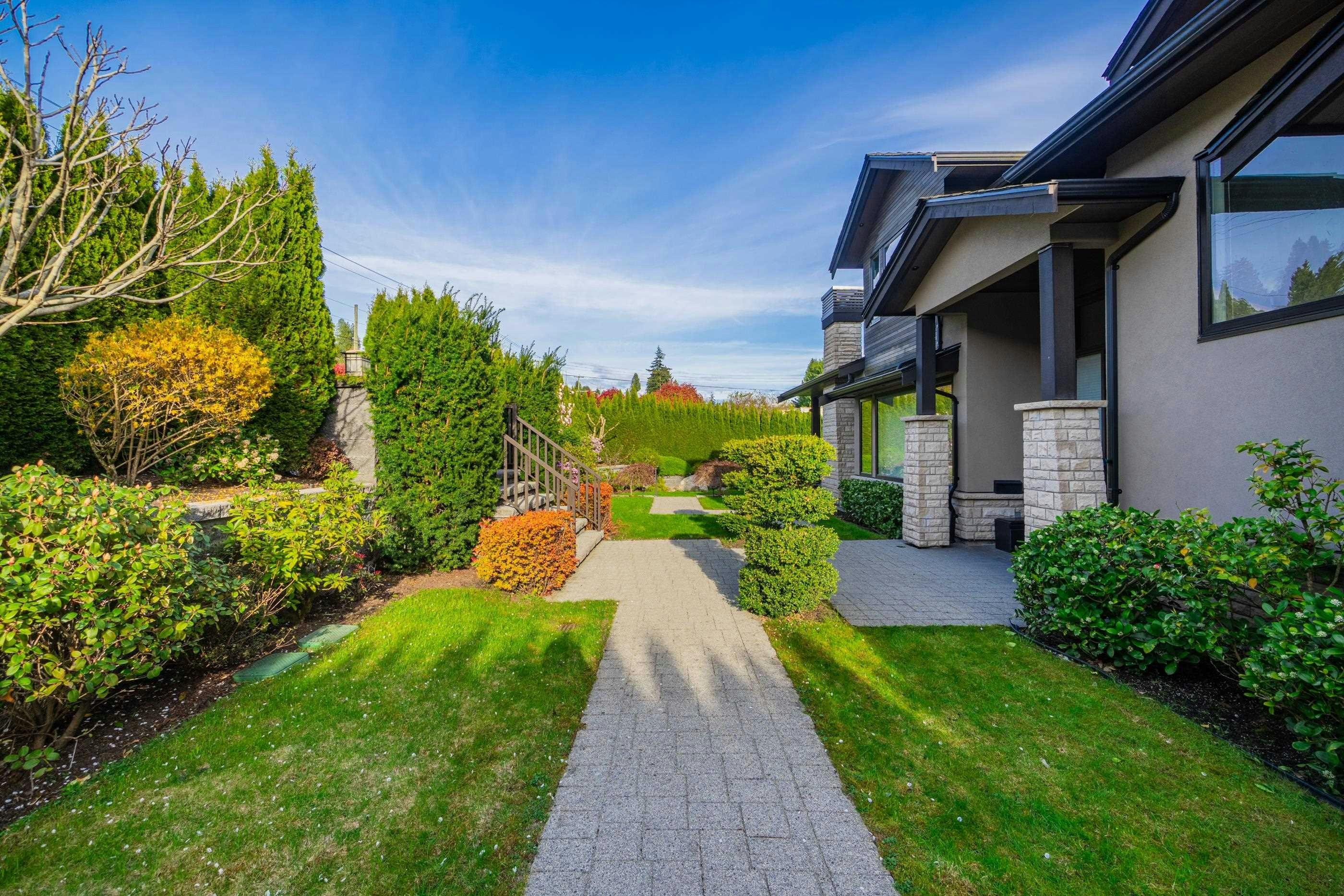 2408 Mathers Avenue, West Vancouver, BC, V7V 2H8 - 36