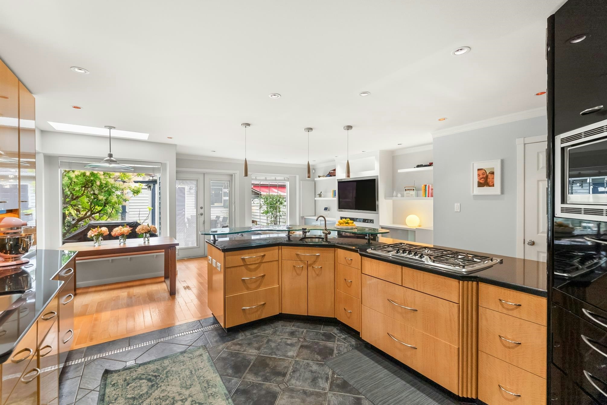 2146 W 14th Avenue, Vancouver, BC, V6K 2V7 - 21