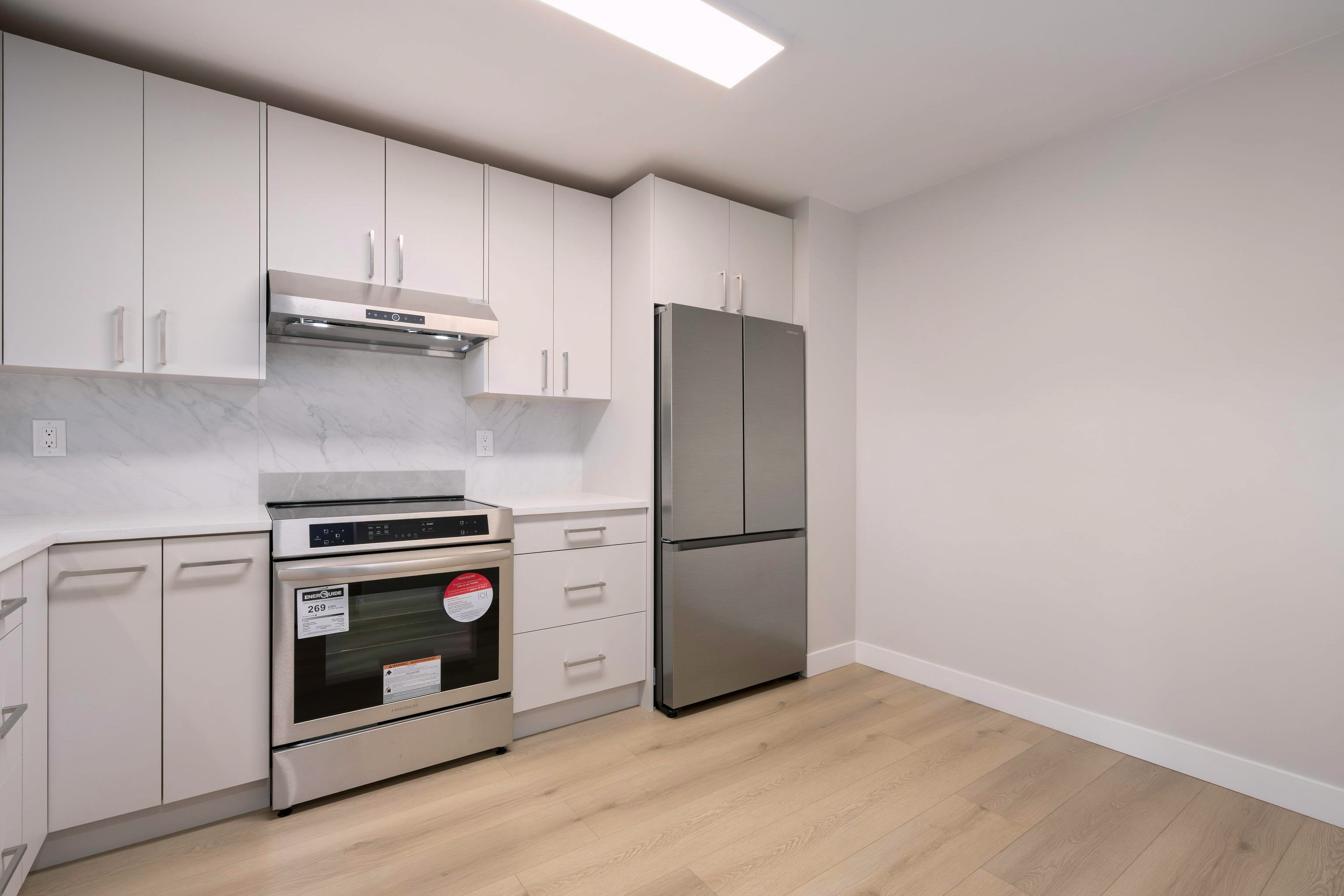 321-7453 Moffatt Road, Richmond, BC, V6Y 3W1 - 9