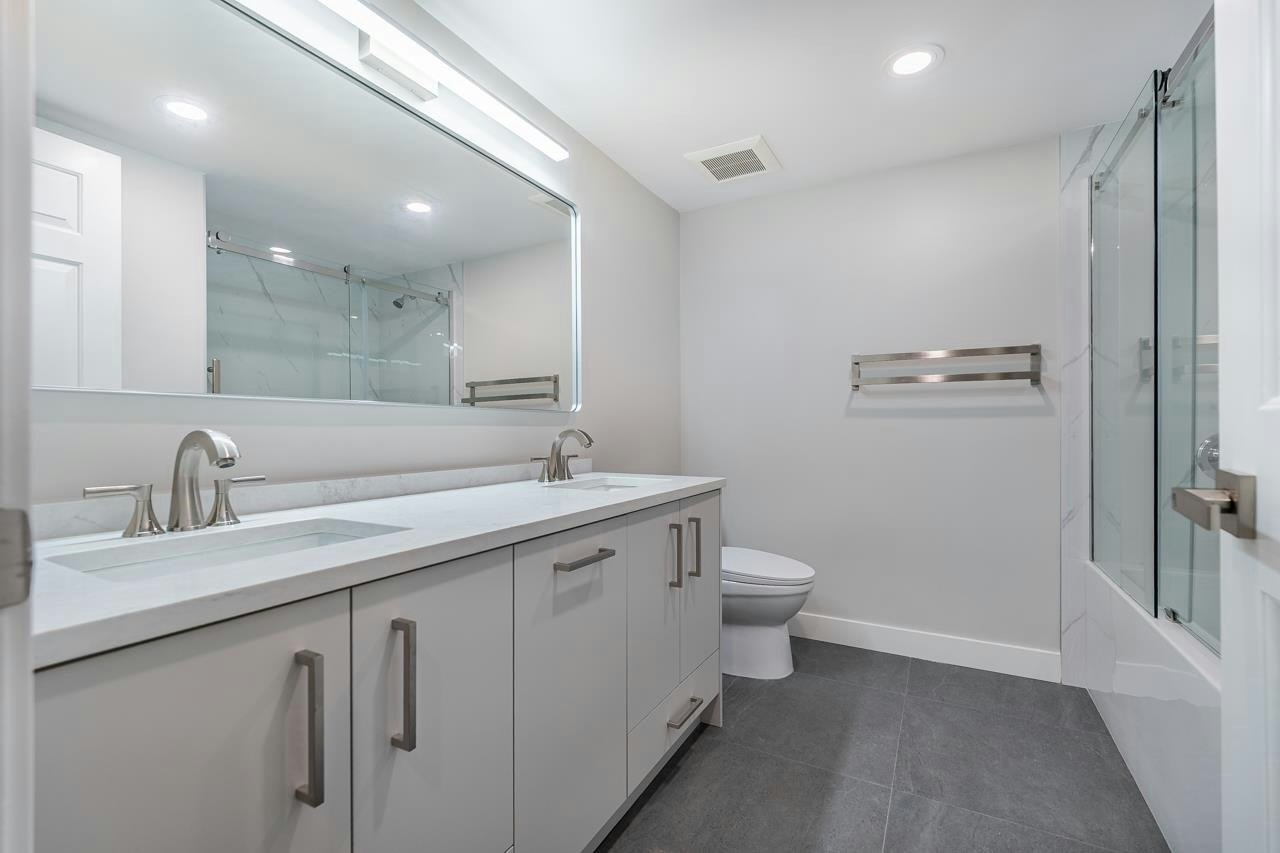 321-7453 Moffatt Road, Richmond, BC, V6Y 3W1 - 12