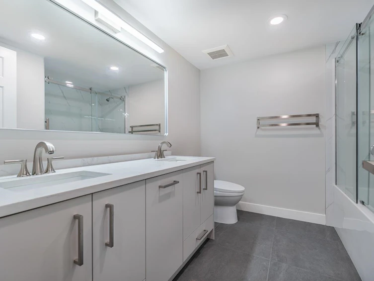 321-7453 Moffatt Road, Richmond, BC, V6Y 3W1 - 12