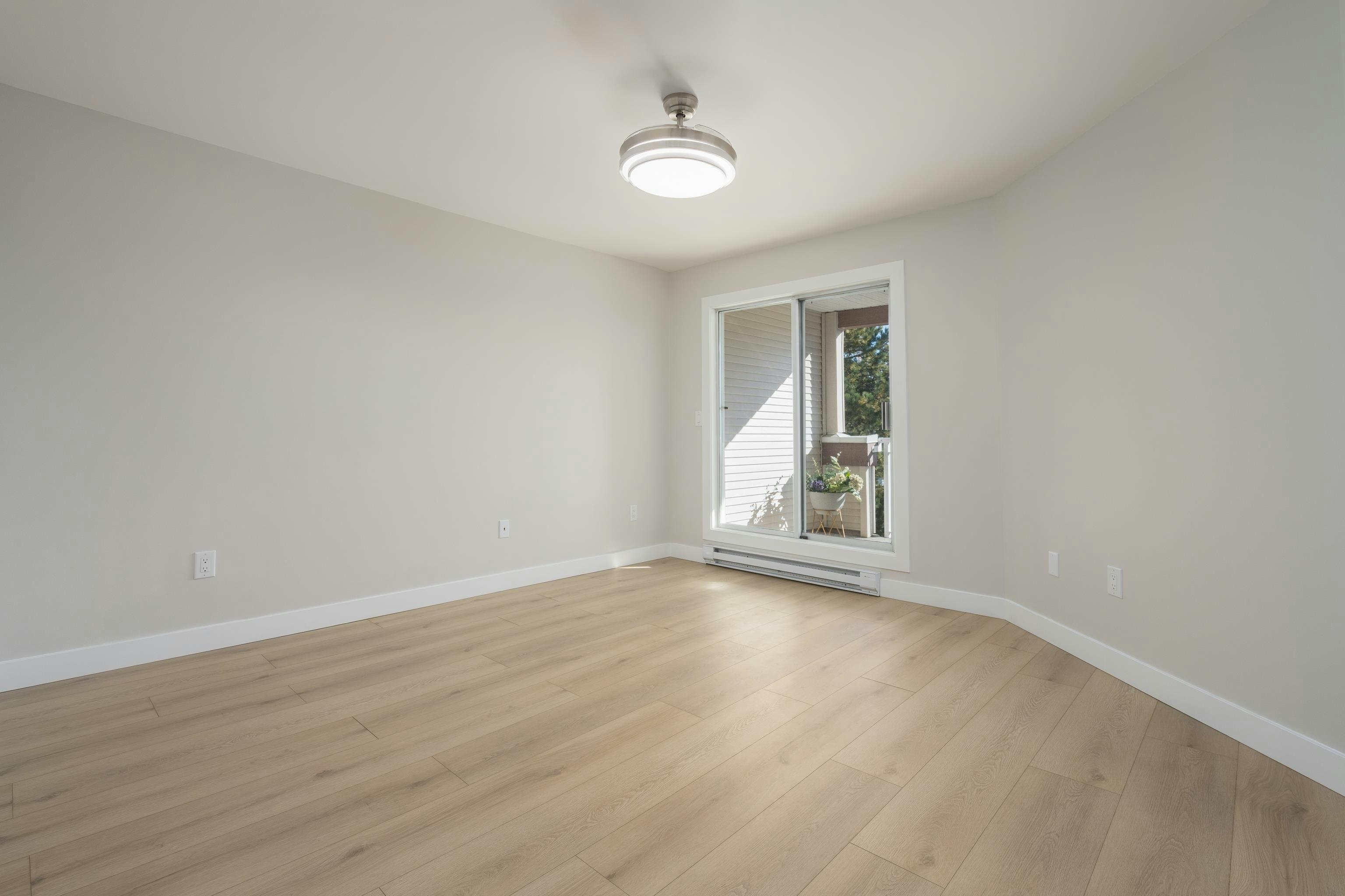 321-7453 Moffatt Road, Richmond, BC, V6Y 3W1 - 18