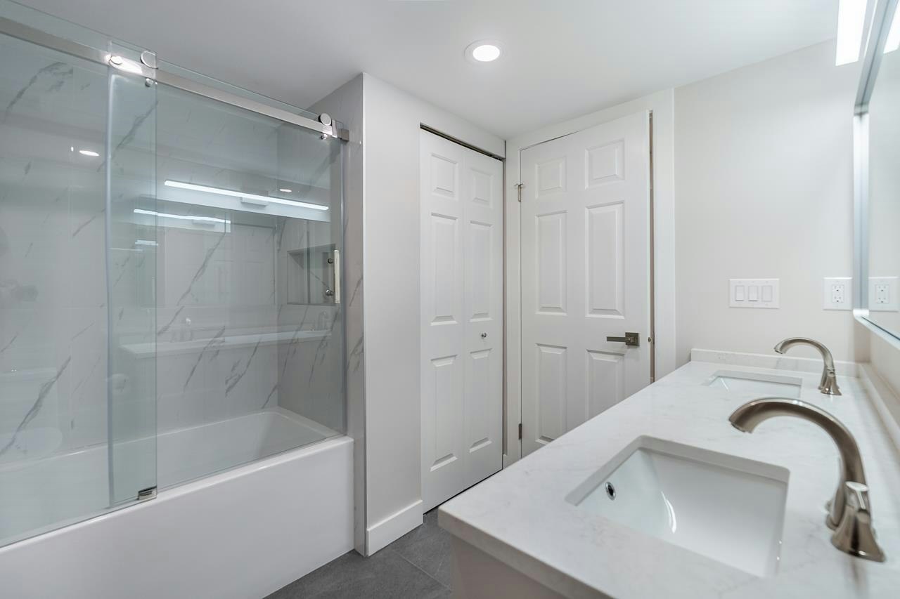 321-7453 Moffatt Road, Richmond, BC, V6Y 3W1 - 15