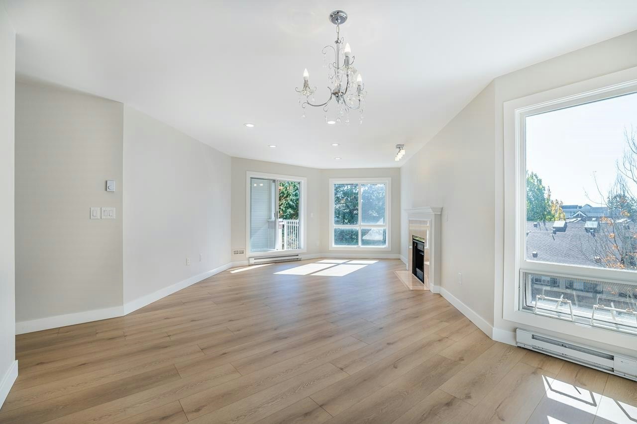 321-7453 Moffatt Road, Richmond, BC, V6Y 3W1