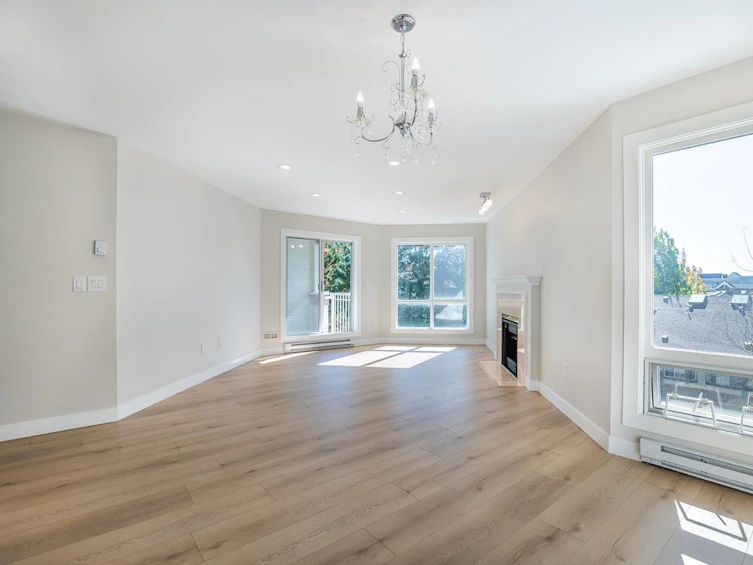 321-7453 Moffatt Road, Richmond, BC, V6Y 3W1