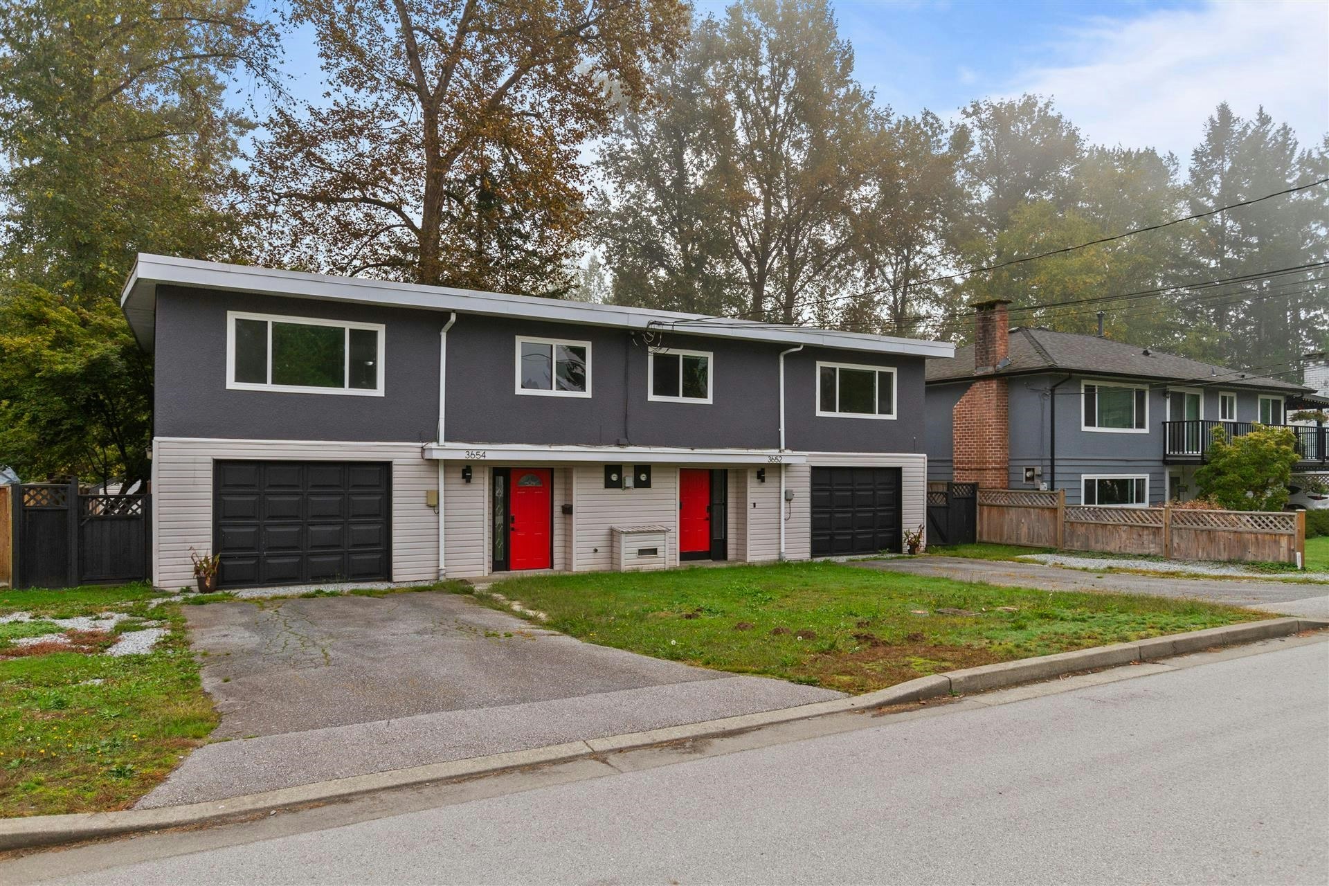 3652-3654 St Thomas Street, Port Coquitlam, BC, V3B 2Y8
