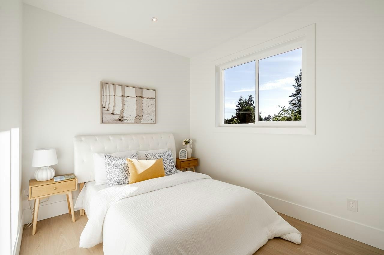 102-13711 16 Avenue, Surrey, BC, V4A 1P7 - 18