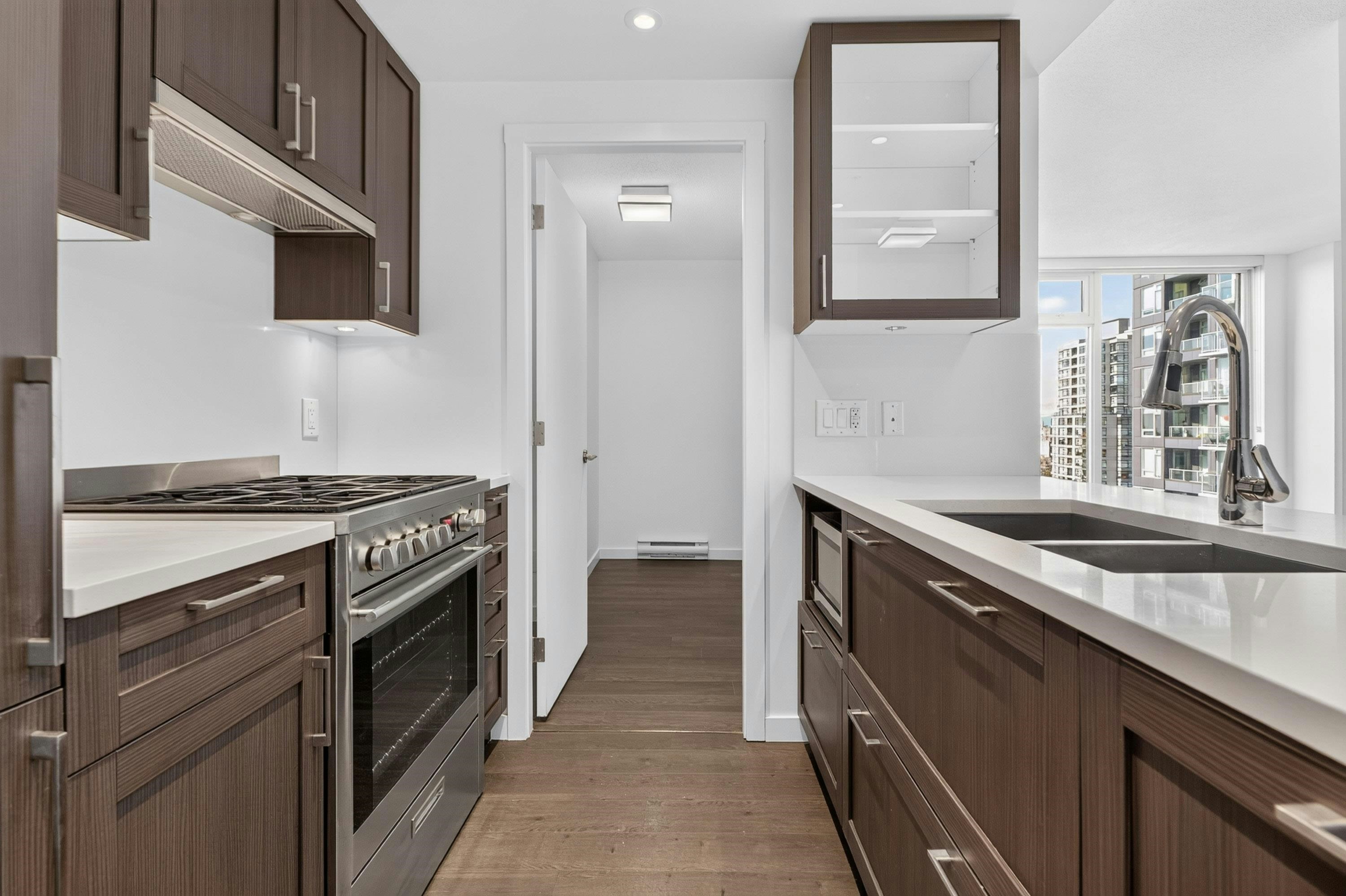1702-5515 Boundary Road, Vancouver, BC, V5R 0E3 - 14