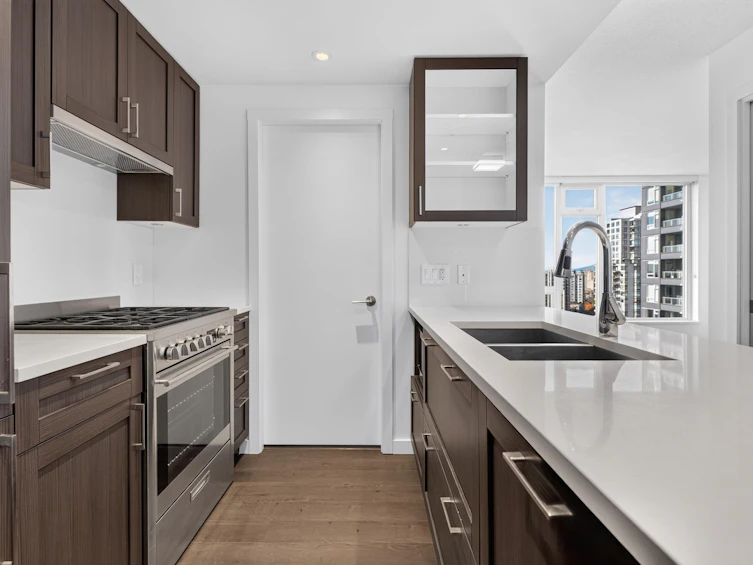 1702-5515 Boundary Road, Vancouver, BC, V5R 0E3 - 9