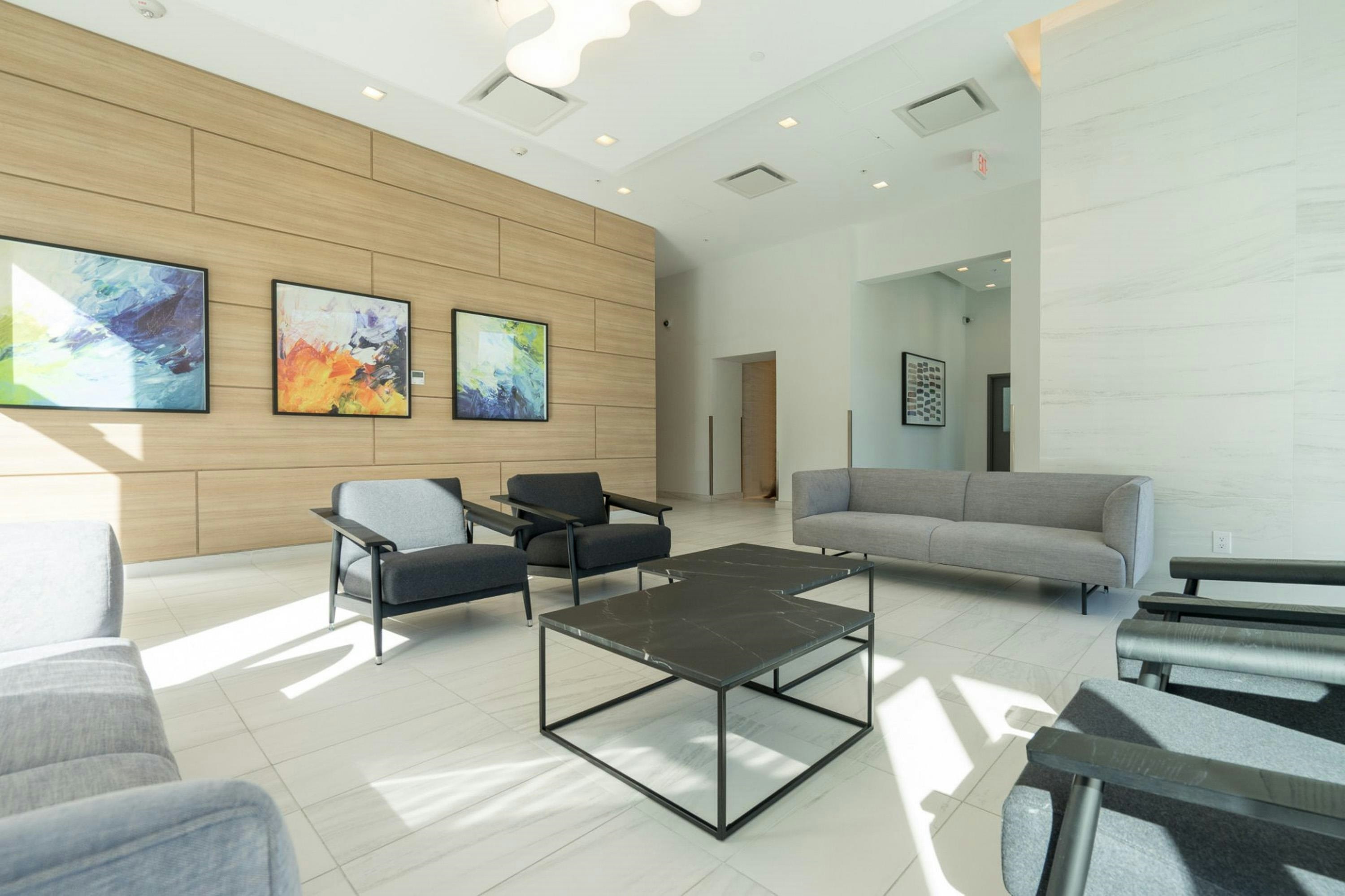 1702-5515 Boundary Road - 4