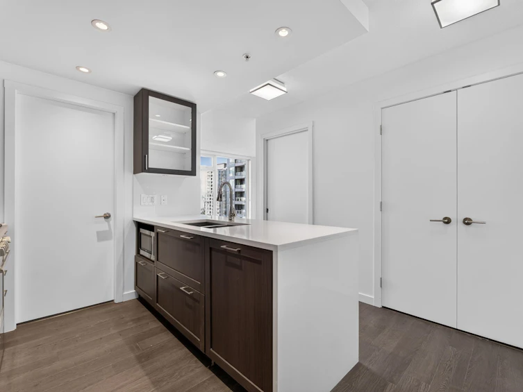 1702-5515 Boundary Road, Vancouver, BC, V5R 0E3 - 8