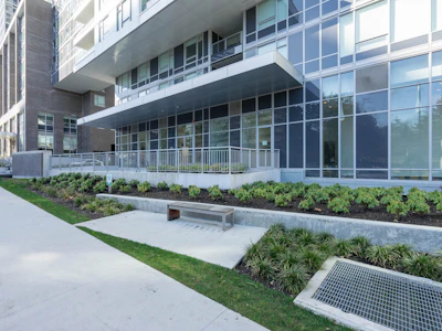 1702-5515 Boundary Road - 2