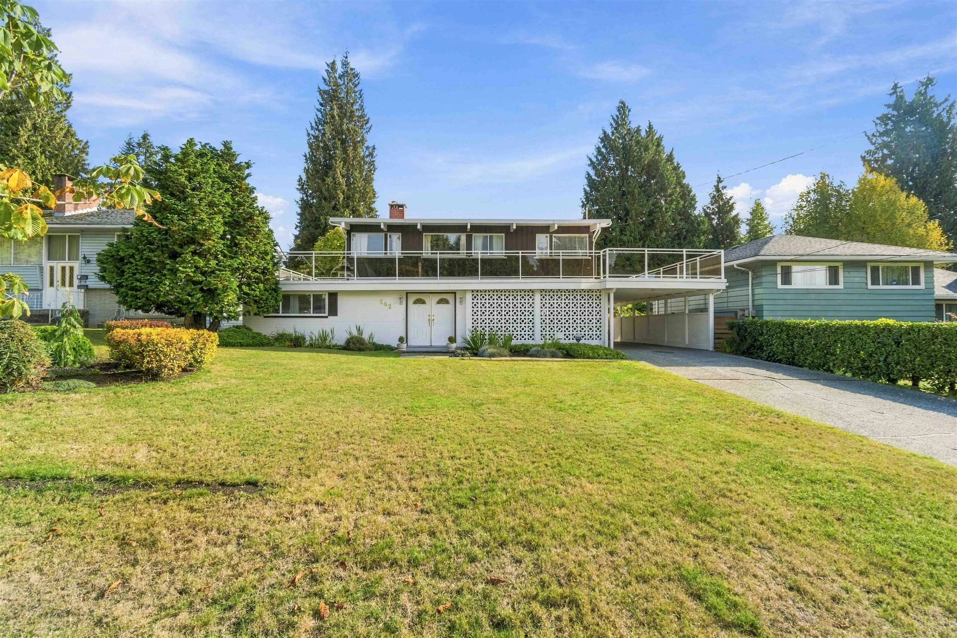 862 Wallace Wynd, Port Moody, BC, V3H 1B5