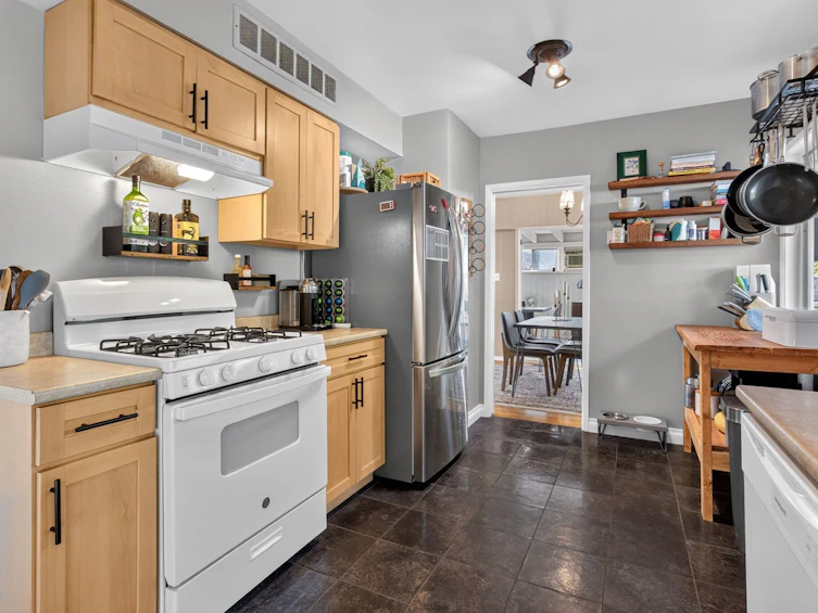 674 Blueridge Avenue, North Vancouver, BC, V7R 2J3 - 8