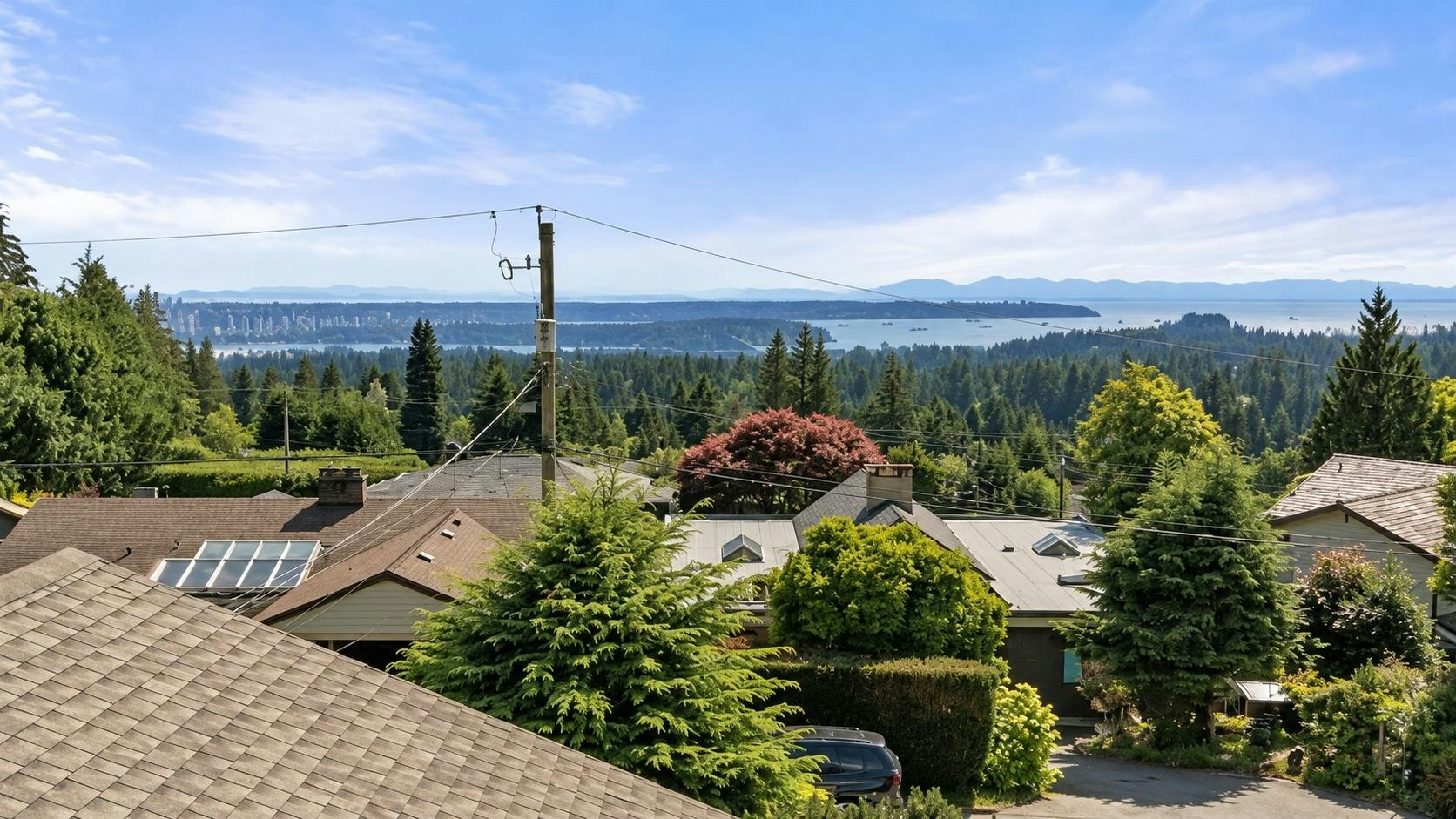 674 Blueridge Avenue, North Vancouver, BC, V7R 2J3