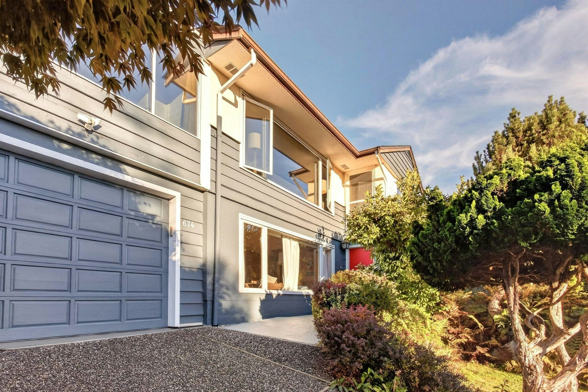 674 Blueridge Avenue, North Vancouver, BC, V7R 2J3 - 35