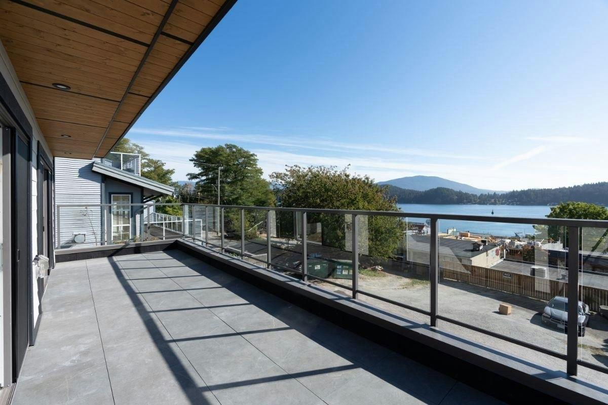 102-524 S Fletcher Road, Gibsons, BC, V0N 1V0 - 15