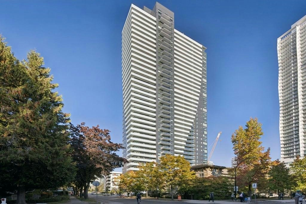502-5938 Olive Avenue, Burnaby, BC, V5H 0M6 1