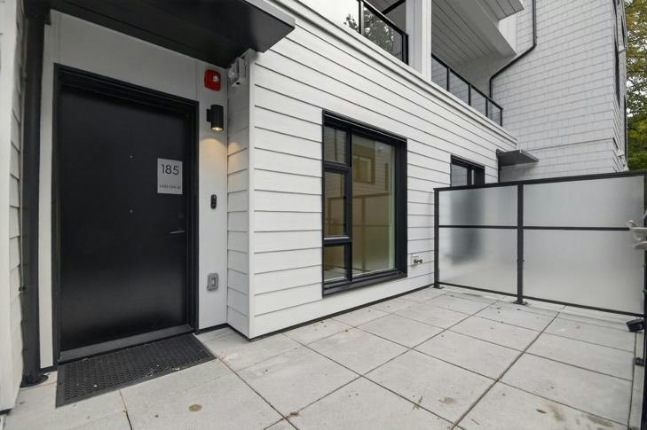 185-5433 Oak Street, Vancouver, BC, V6M 0G4 5