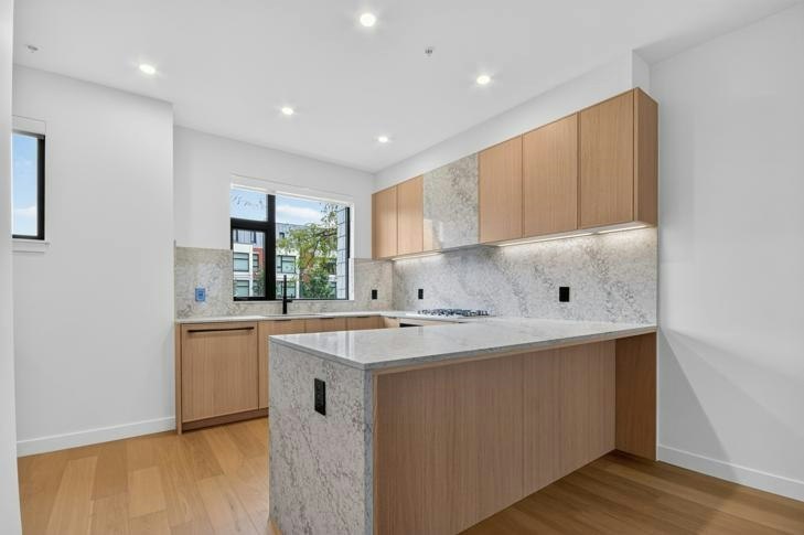 185-5433 Oak Street, Vancouver, BC, V6M 0G4 - 7