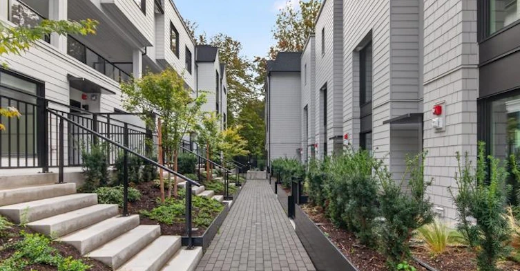 185-5433 Oak Street, Vancouver, BC, V6M 0G4 - 4