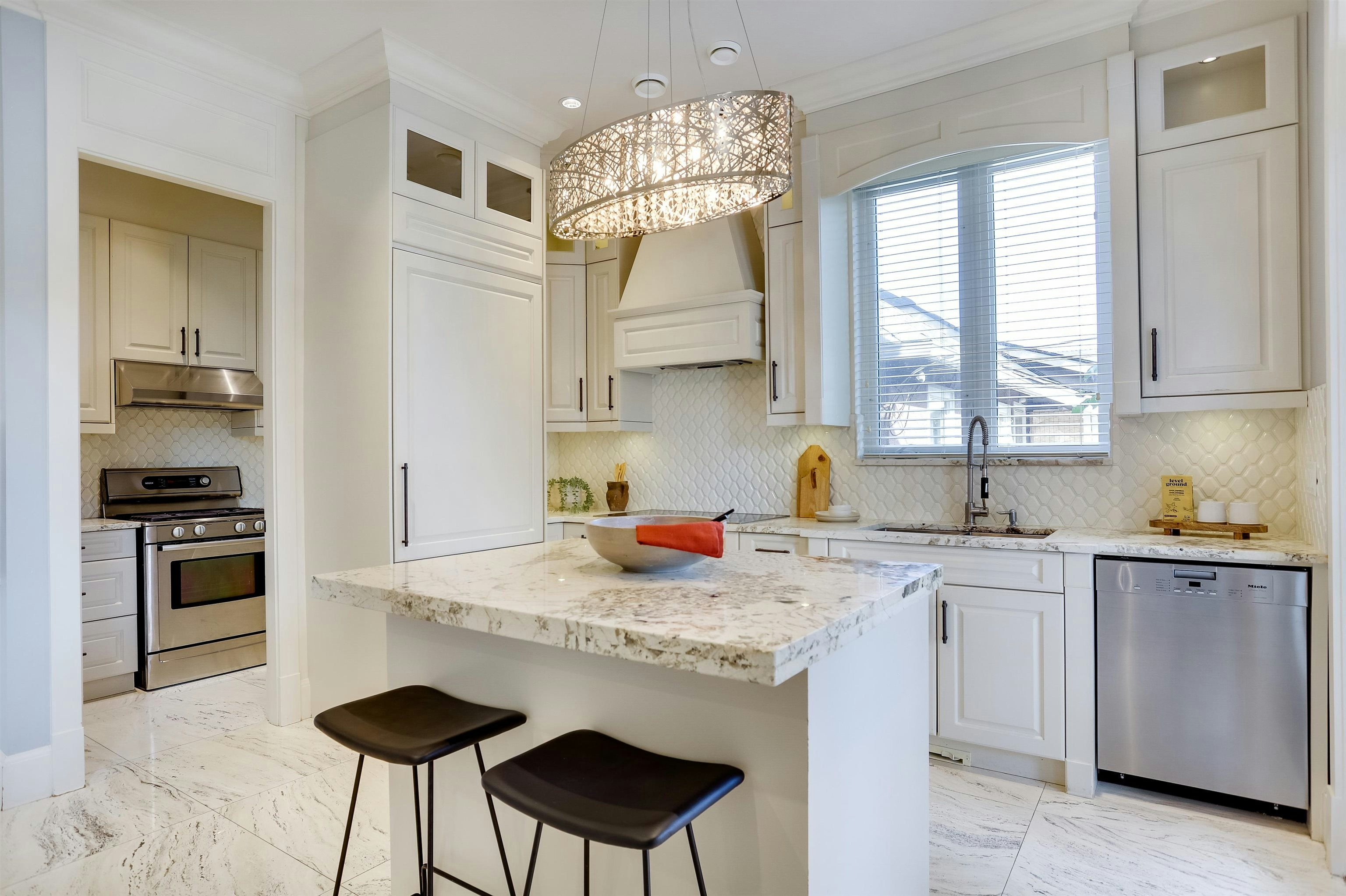 3760 W 17th Avenue, Vancouver, BC, V6S 1A2 - 11