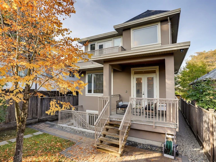 3760 W 17th Avenue, Vancouver, BC, V6S 1A2 - 24
