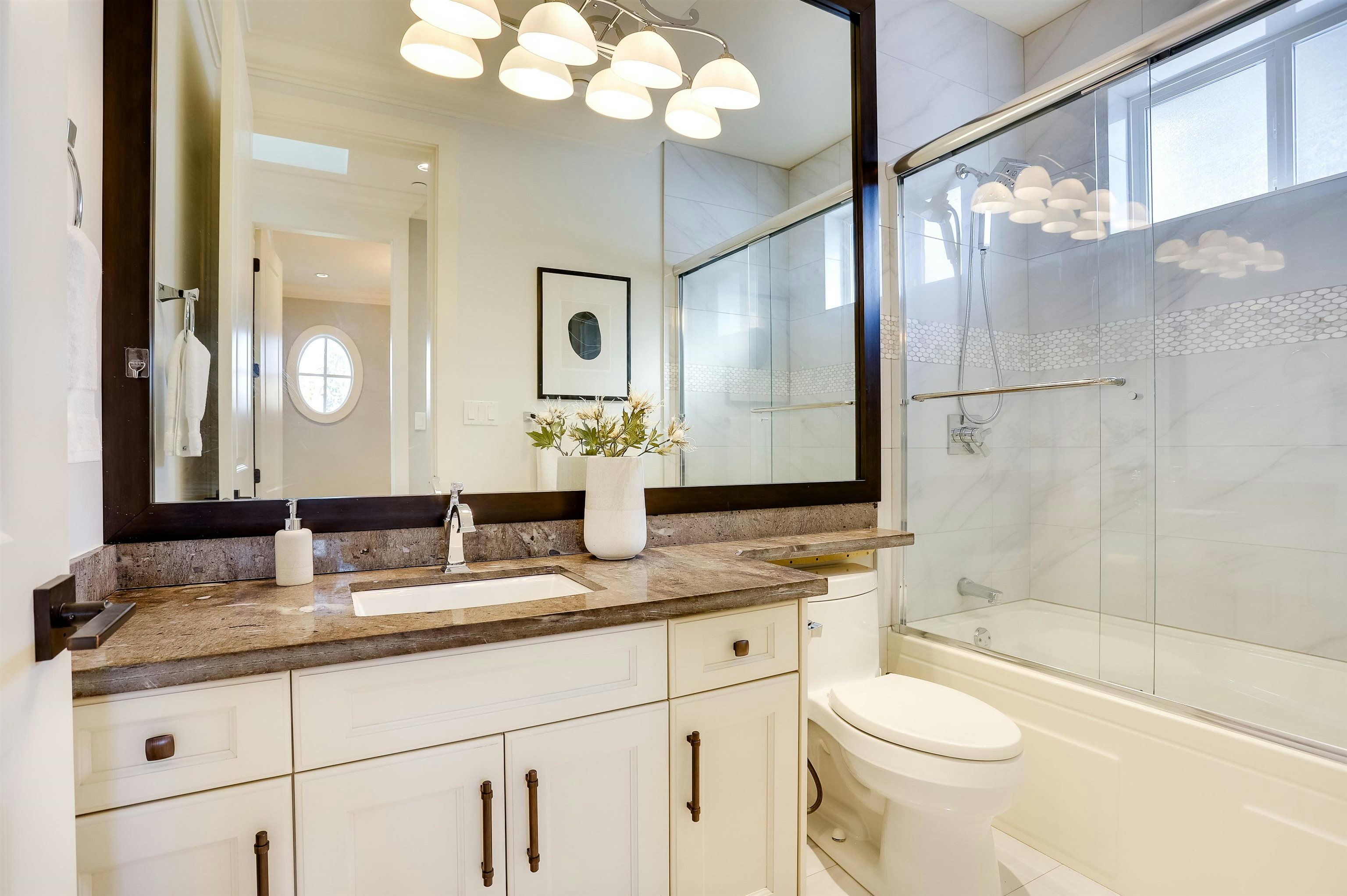 3760 W 17th Avenue, Vancouver, BC, V6S 1A2 - 24