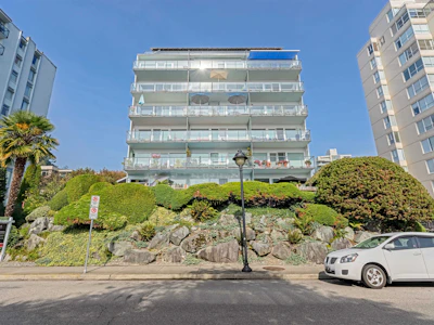 403-1845 Bellevue Avenue - 4