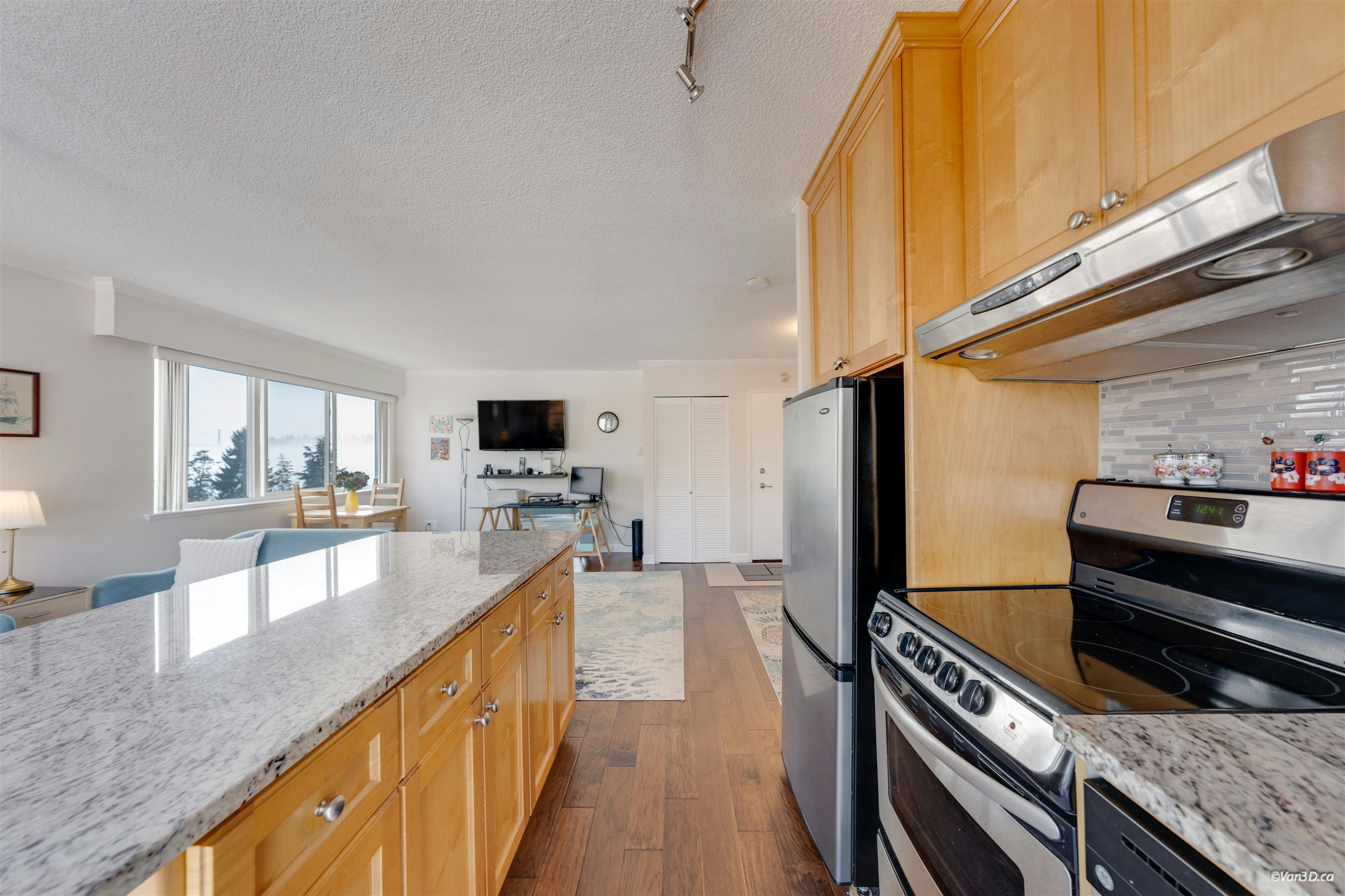 403-1845 Bellevue Avenue, West Vancouver, BC, V7V 1B2 - 13