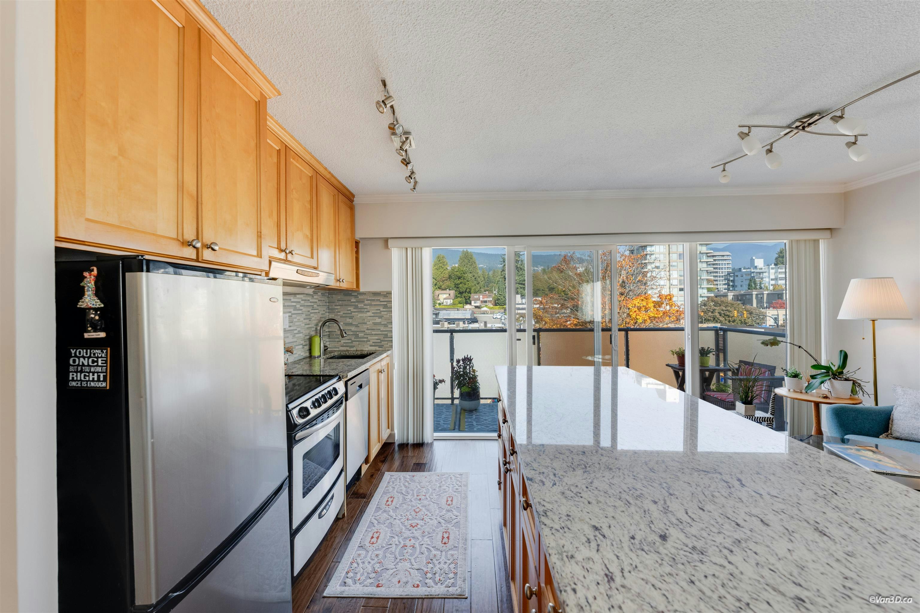 403-1845 Bellevue Avenue, West Vancouver, BC, V7V 1B2 - 12