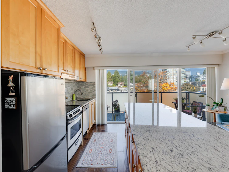 403-1845 Bellevue Avenue, West Vancouver, BC, V7V 1B2 - 12