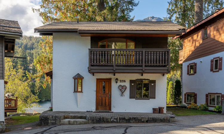 2216 Whistler Ridge