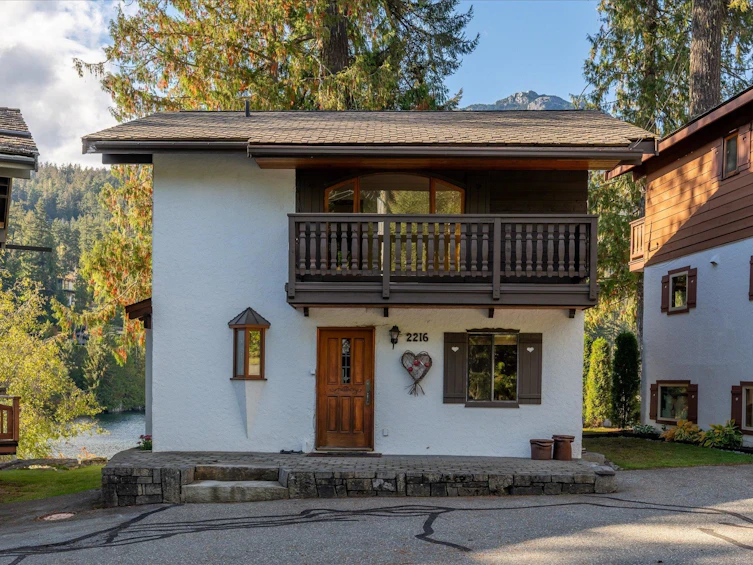 2216 Whistler Ridge, Whistler, BC, V8E 0A9