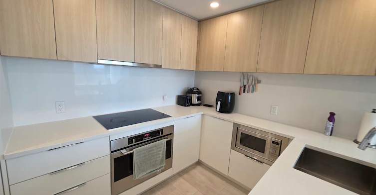 1403-13318 104 Avenue, Surrey, BC, V3T 0R2 - 16