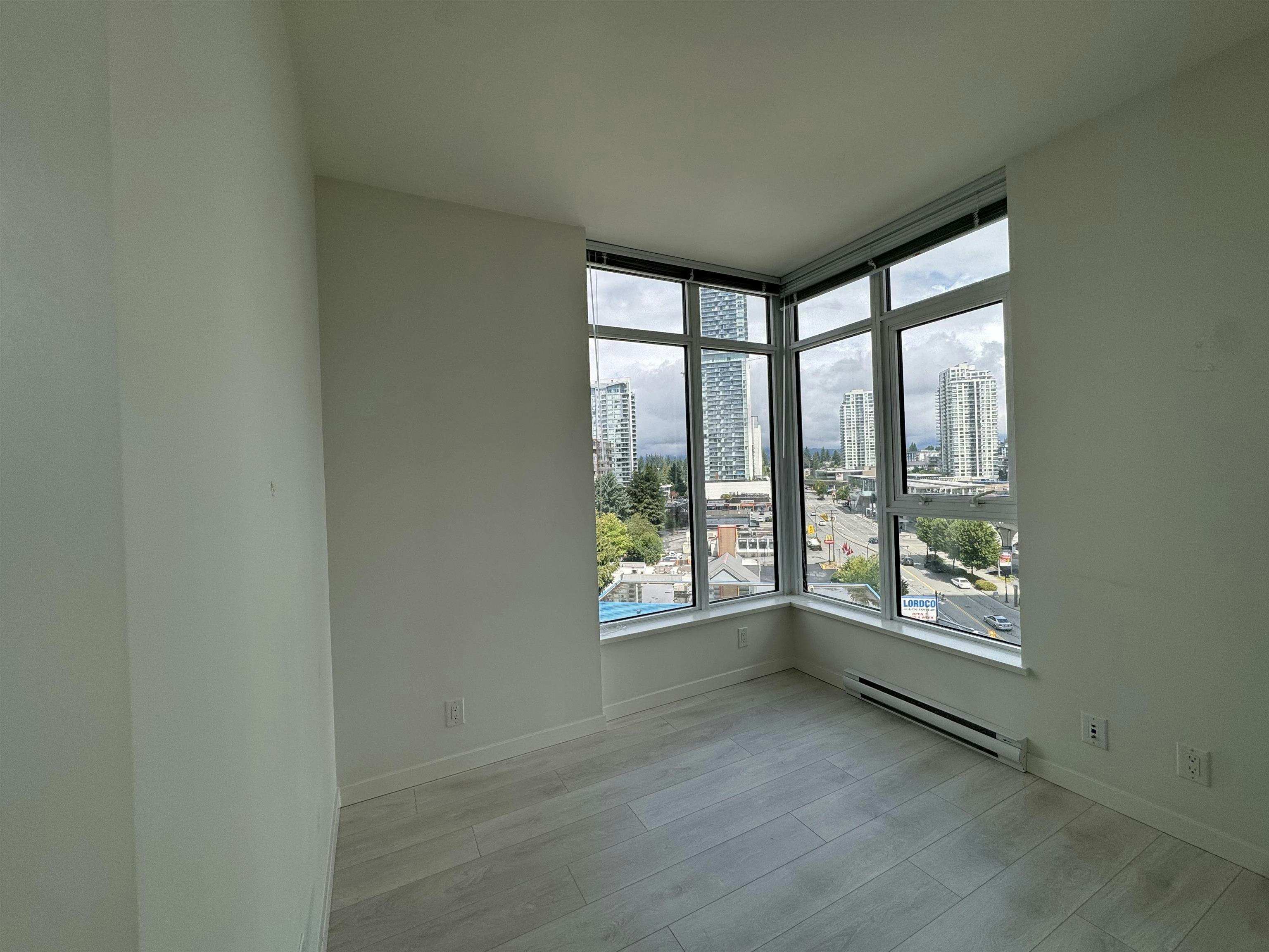 808-691 North Road, Burnaby, BC, V3J 0H9 - 6